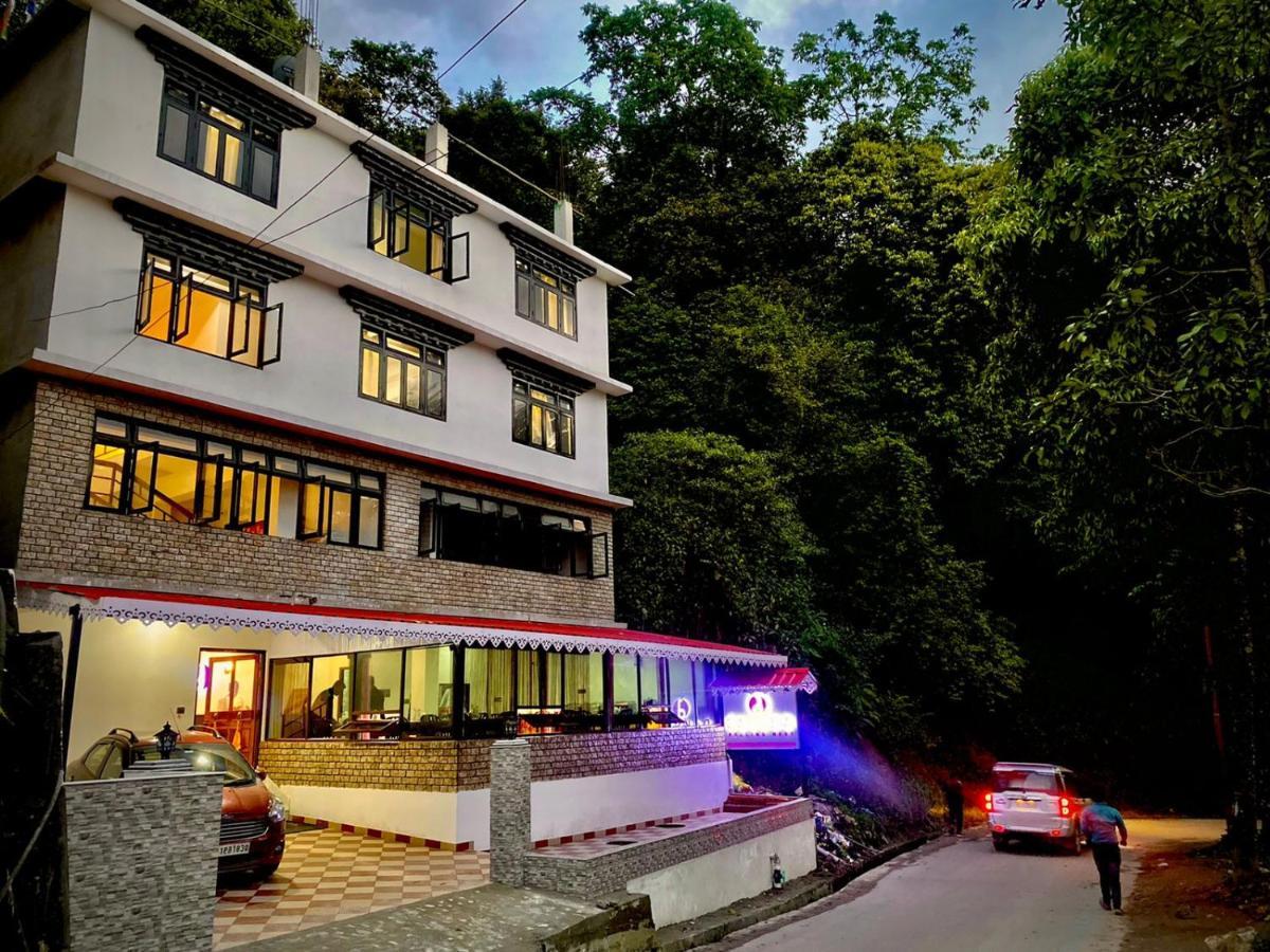 Hotel Daksha Pelling Nest Exteriér fotografie